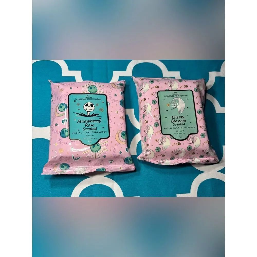 HOST PICK 2 New Nightmare Before Christmas Scented Facial Cleansing Wipes - Pink